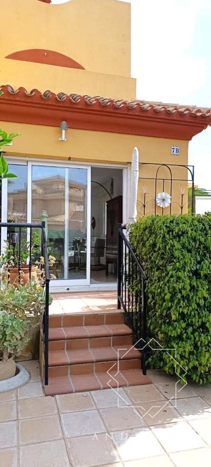 2 bedroom Flat for sale in Los Gallardos with pool - € 139,000 (Ref: 9841505)