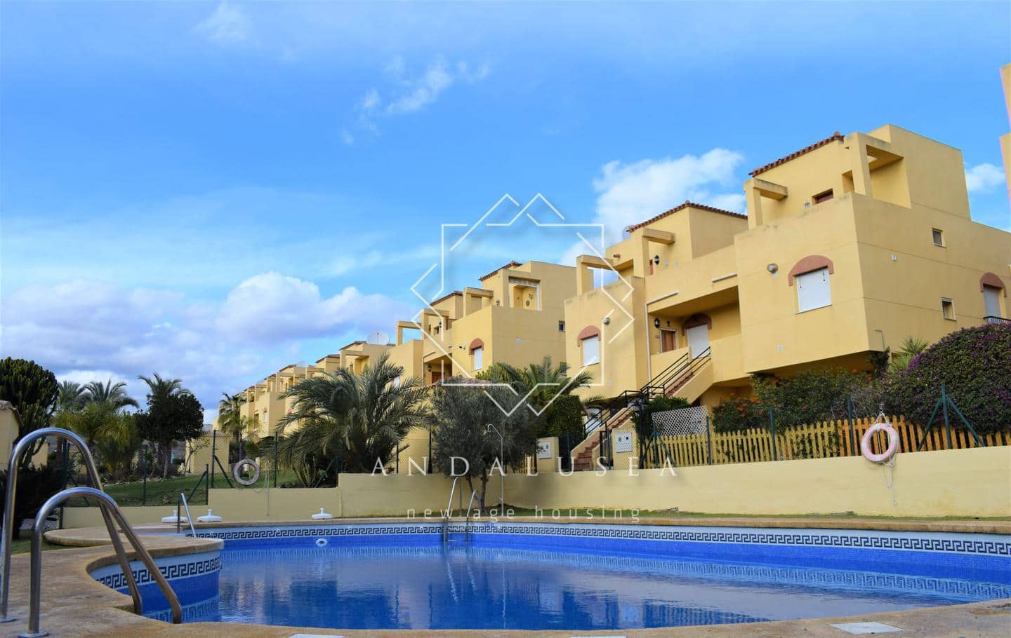 2 bedroom Flat for sale in Los Gallardos with pool - € 139,000 (Ref: 9841505)