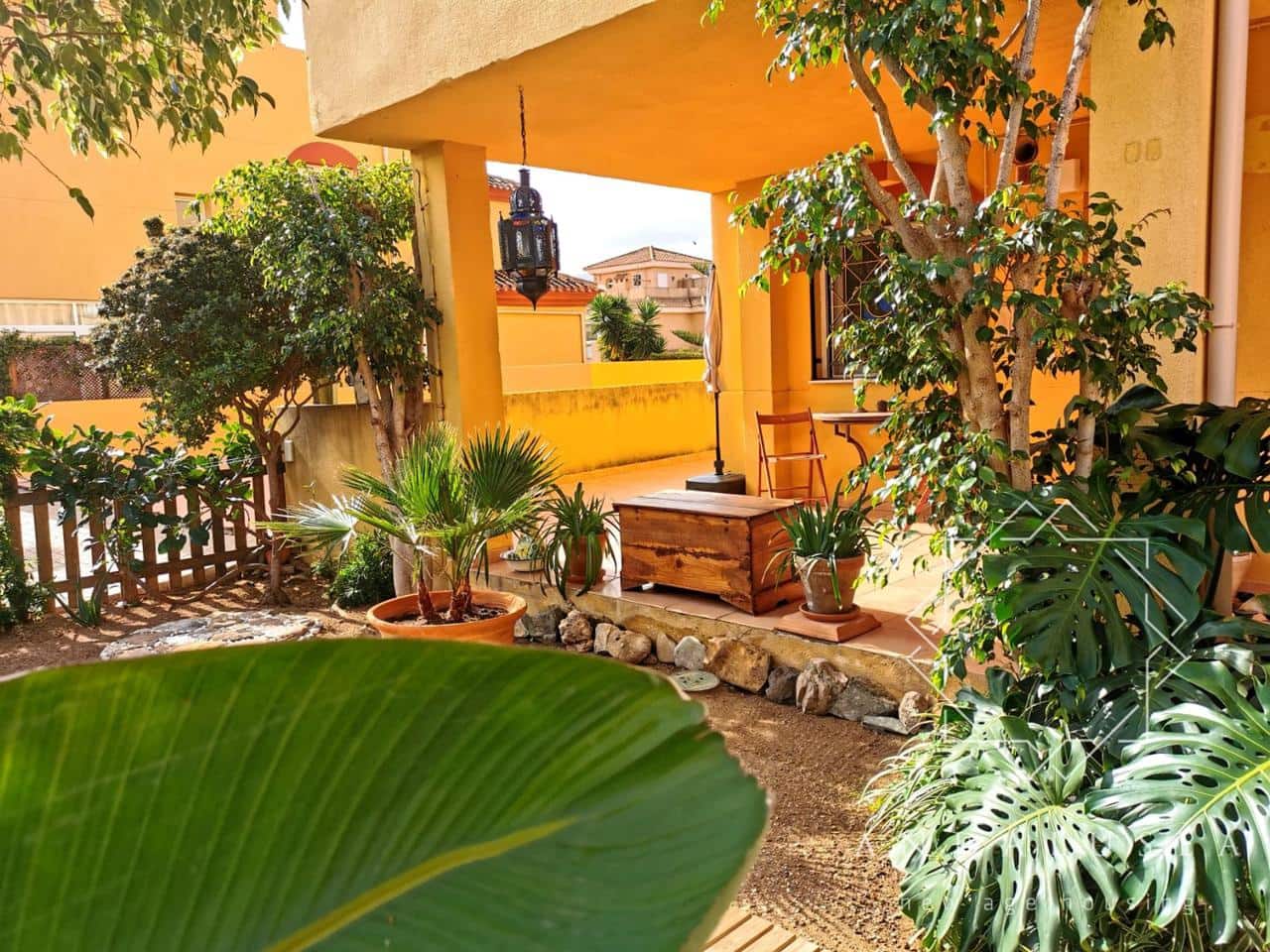 2 bedroom Flat for sale in Los Gallardos with pool - € 139,000 (Ref: 9841505)