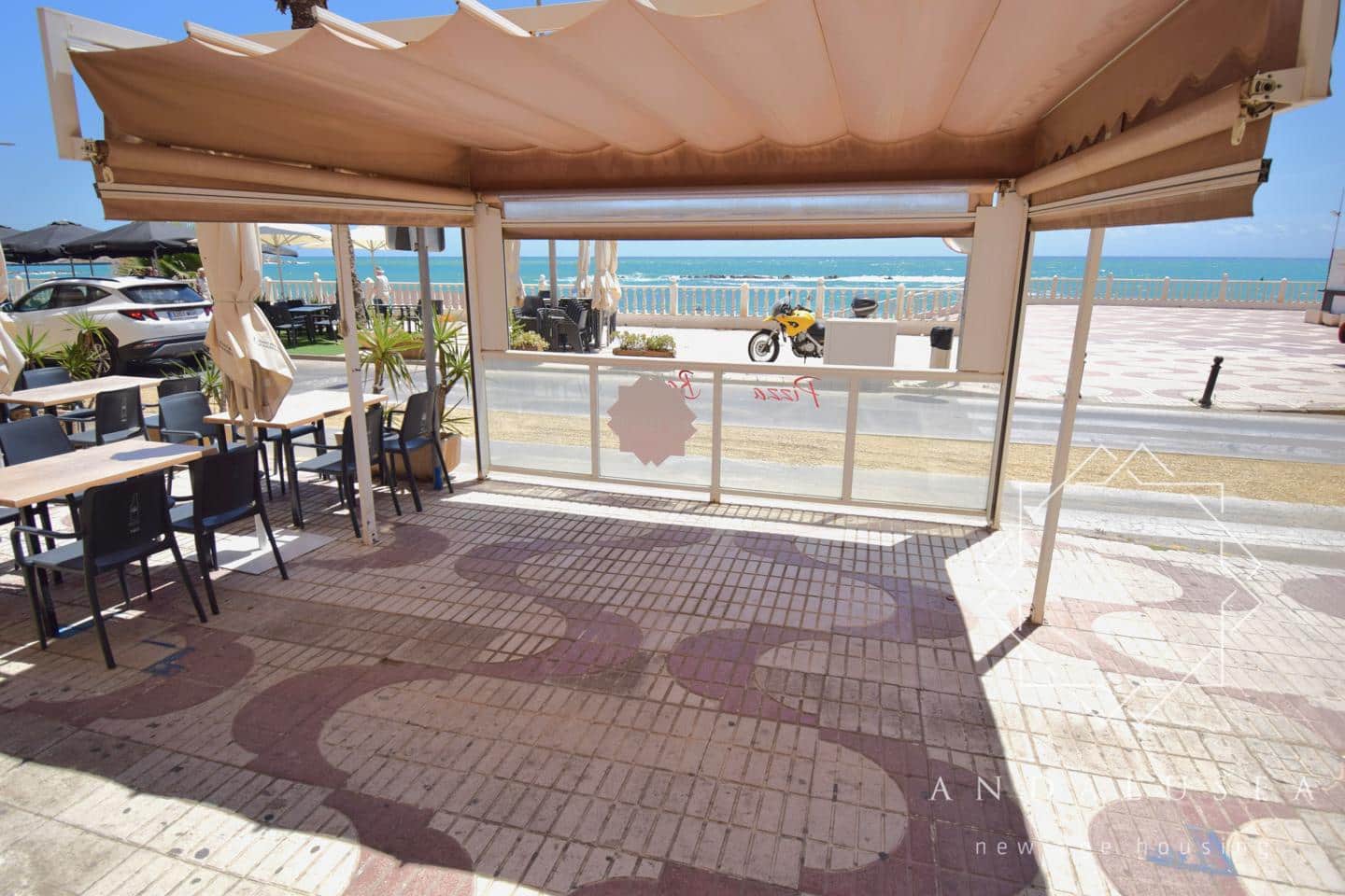 1 bedroom Business for sale in Garrucha - € 175,000 (Ref: 9902297)