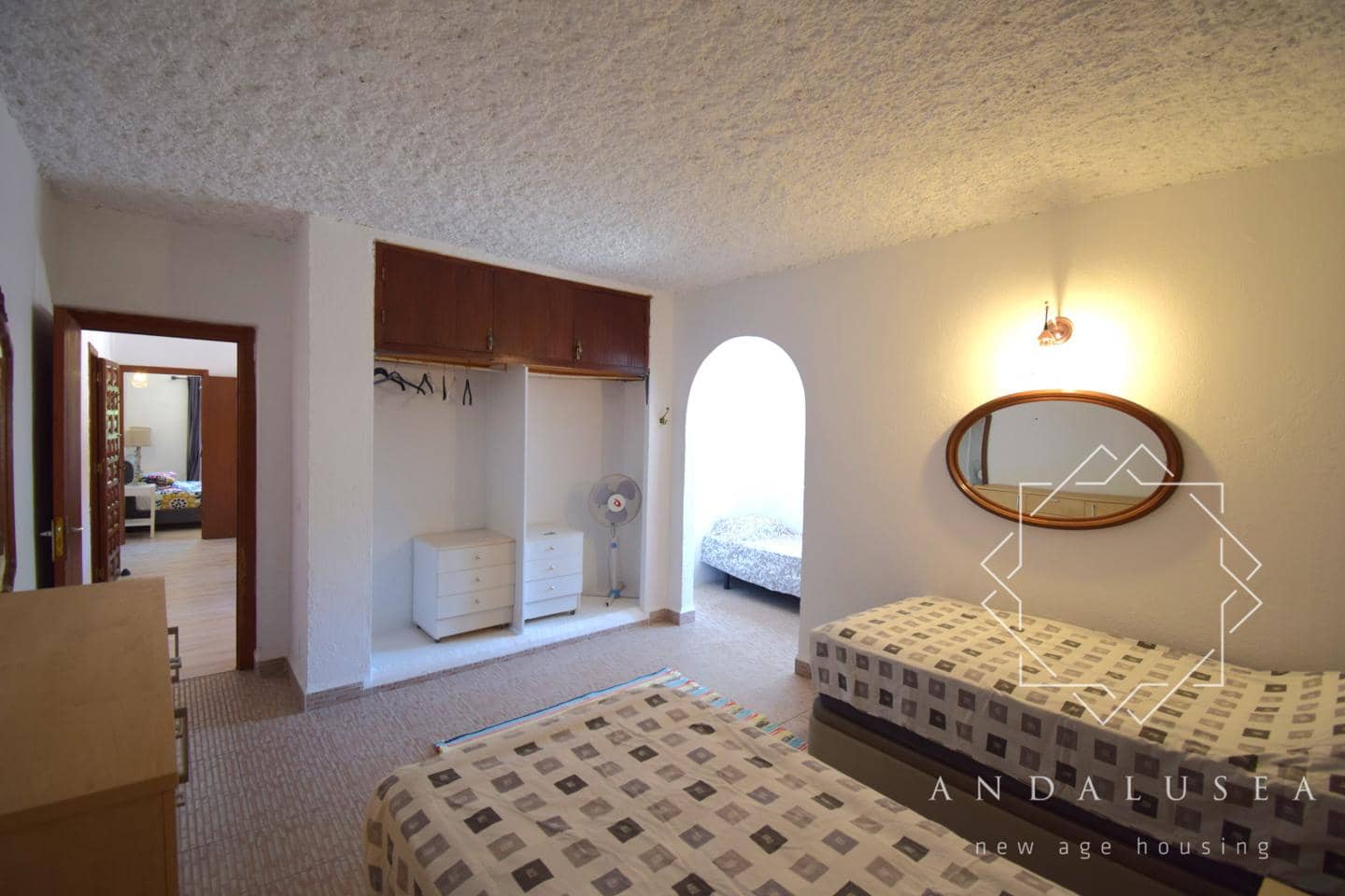 6 soveværelse Villa til salg i Mojacar med swimmingpool garage - € 595.000 (Ref: 9918936)