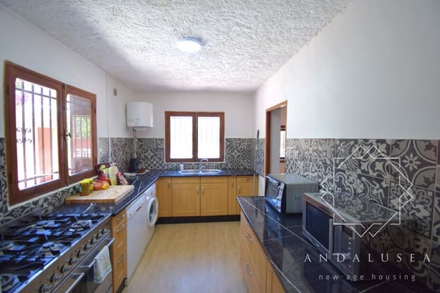 6 soveværelse Villa til salg i Mojácar med swimmingpool garage - € 595.000 (Ref: 9918936)