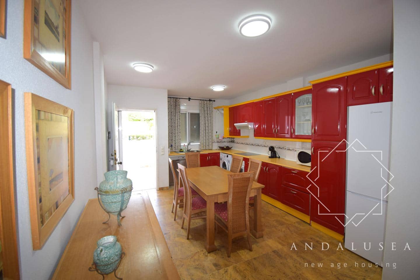 4 bedroom Villa for sale in Mojacar - € 450,000 (Ref: 9938598)