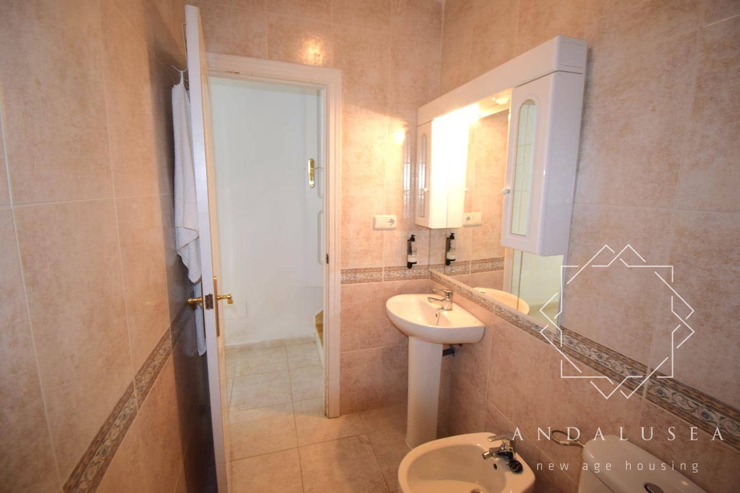4 bedroom Villa for sale in Mojacar - € 450,000 (Ref: 9938598)