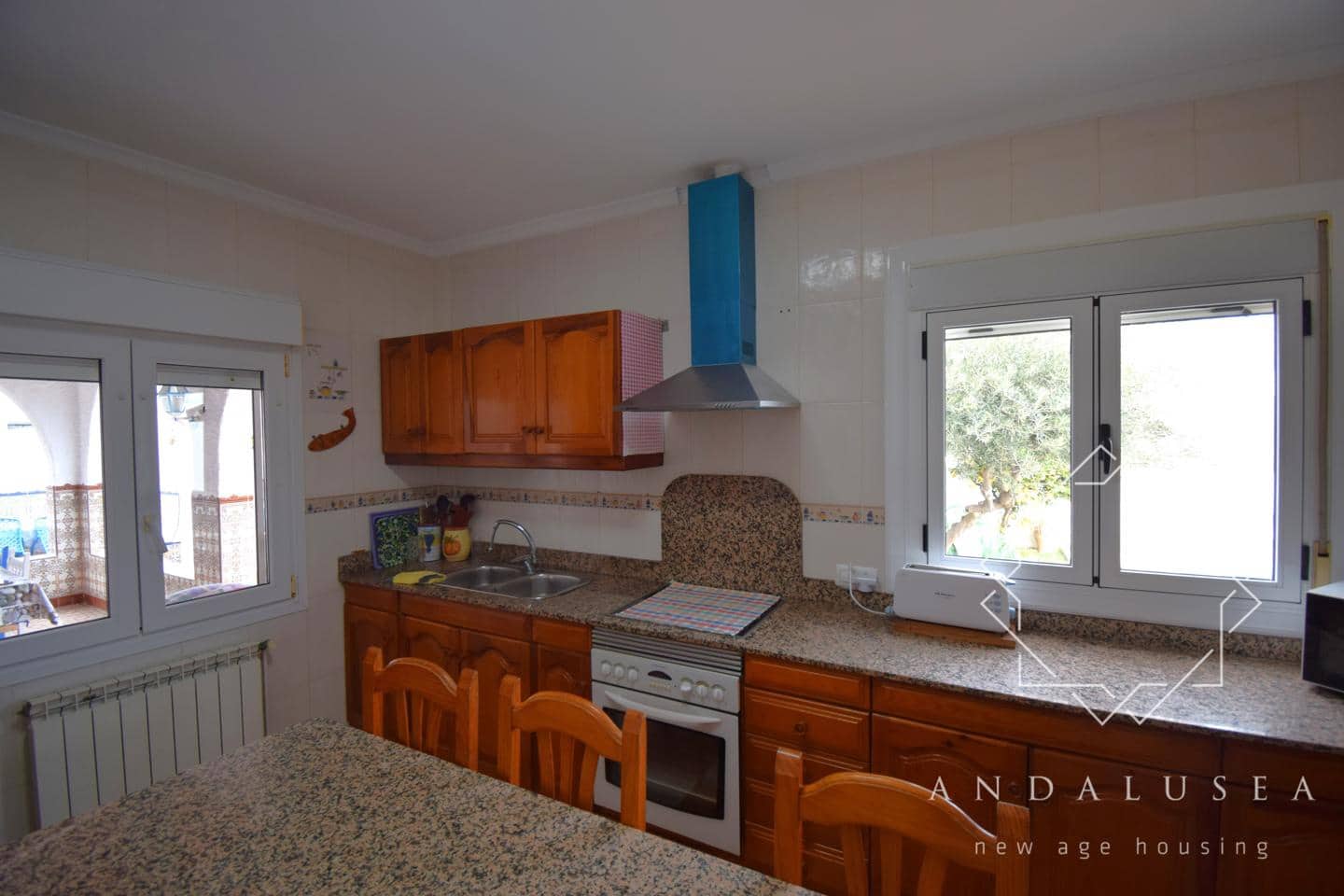 4 bedroom Villa for sale in Mojacar - € 590,000 (Ref: 9961241)