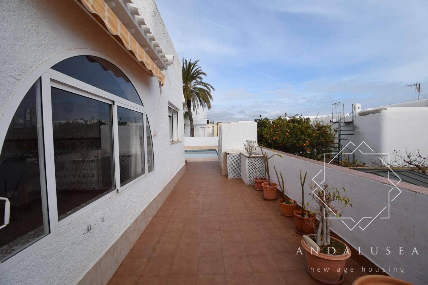 4 bedroom Villa for sale in Mojacar - € 590,000 (Ref: 9961241)