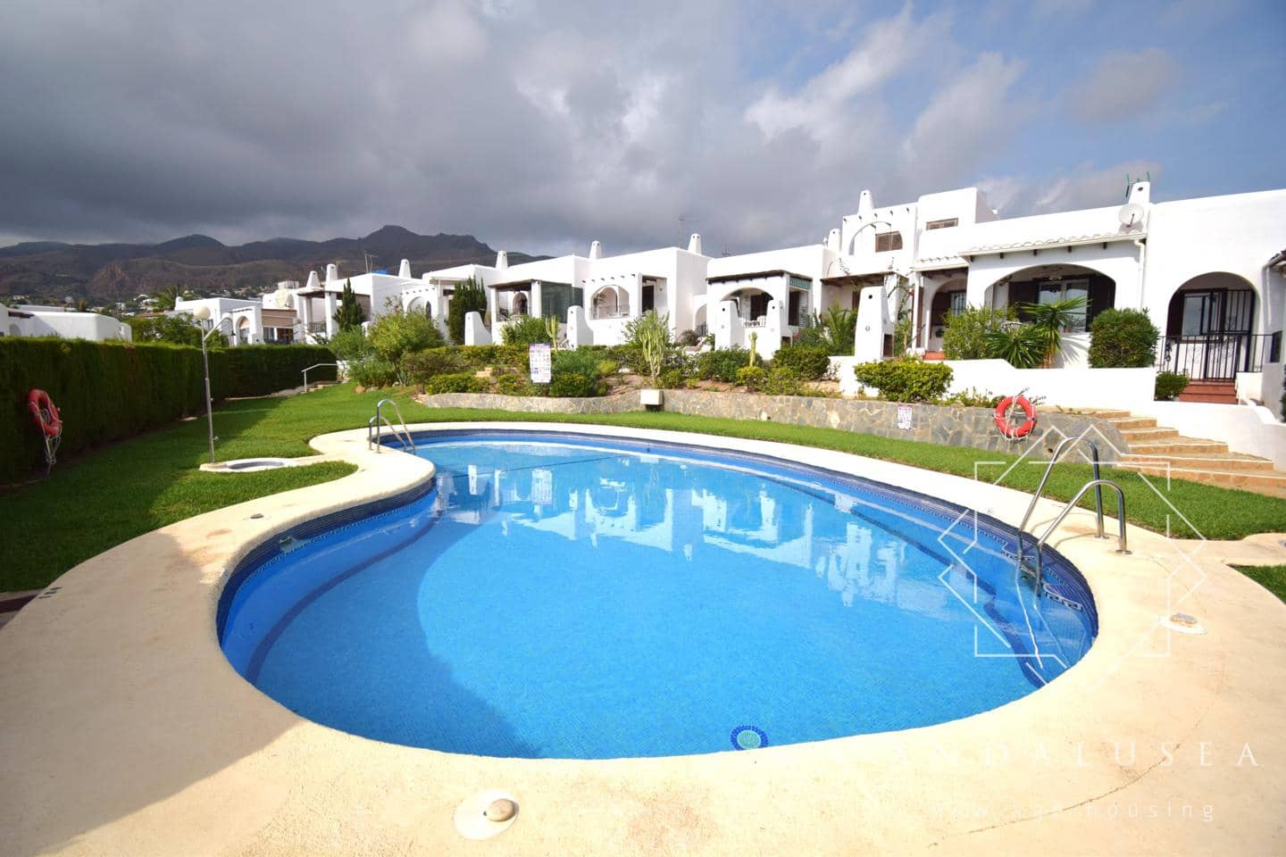 2 soveværelse Lejlighed til leje i Mojacar - € 900 (Ref: 9973746)
