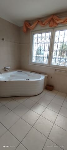 4 sypialnia Willa na sprzedaż w Aguadulce (Almeria), Roquetas de Mar z garażem - 650 000 € (Ref: 9218924)