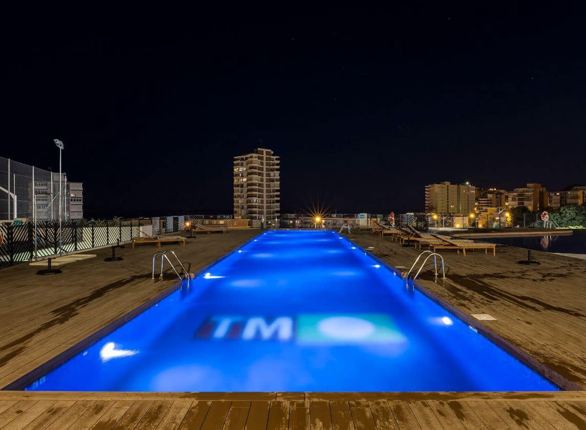 2 bedroom Apartment for sale in Benidorm with pool garage - € 690,000 (Ref: 9453701)