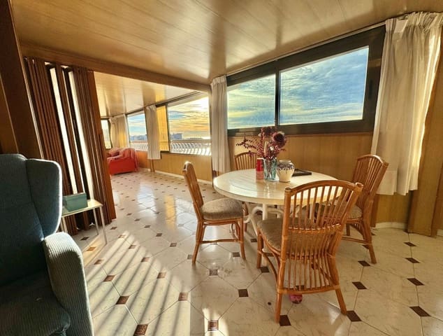 4 bedroom Apartment for sale in Poniente, Benidorm with garage - € 550,000 (Ref: 9453702)