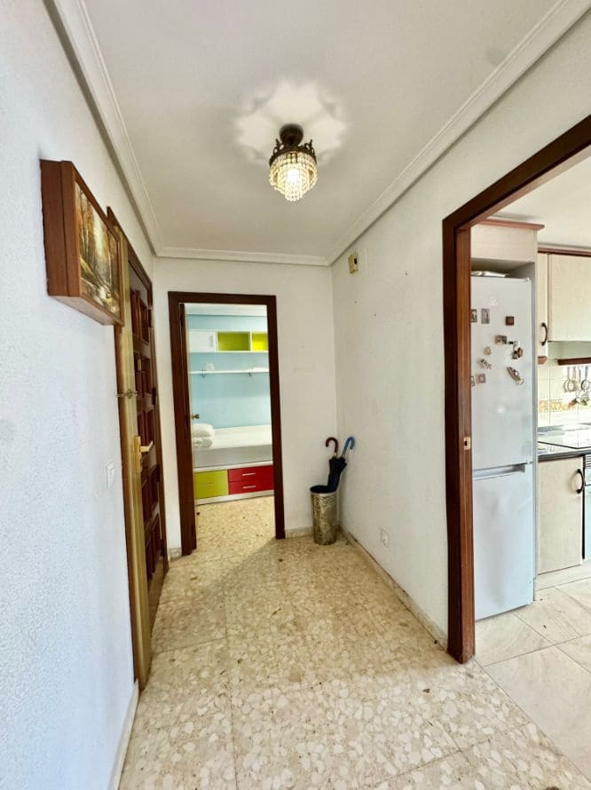 4 bedroom Apartment for sale in Benidorm with garage - € 550,000 (Ref: 9453702)