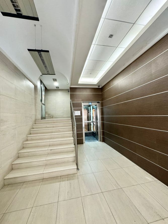 4 bedroom Apartment for sale in Benidorm with garage - € 550,000 (Ref: 9453702)