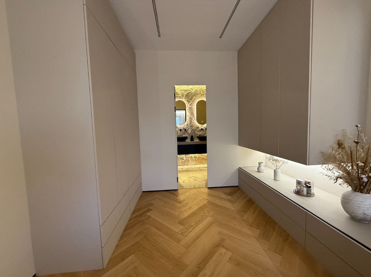 3 bedroom Apartment for sale in Alicante / Alacant city - € 643,000 (Ref: 9453706)