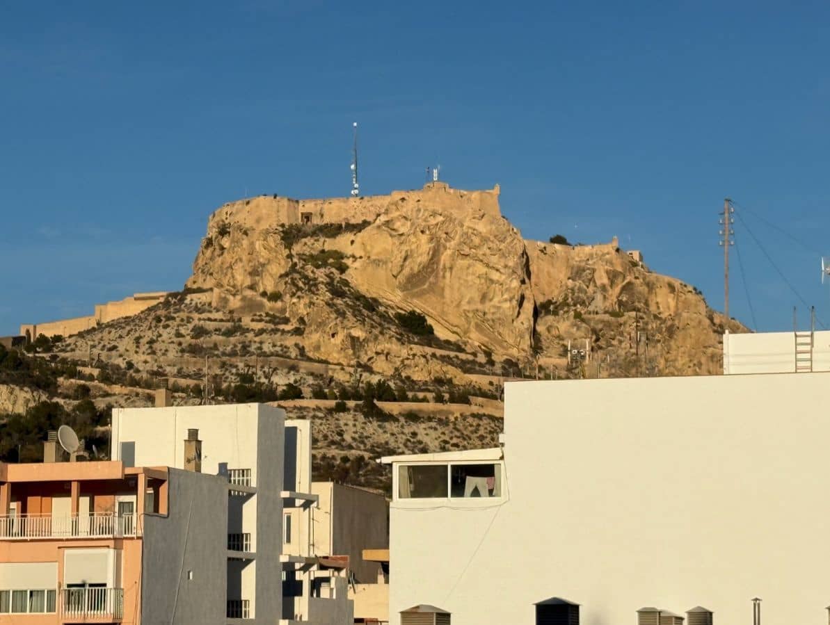 3 bedroom Apartment for sale in Alicante / Alacant city - € 643,000 (Ref: 9453706)