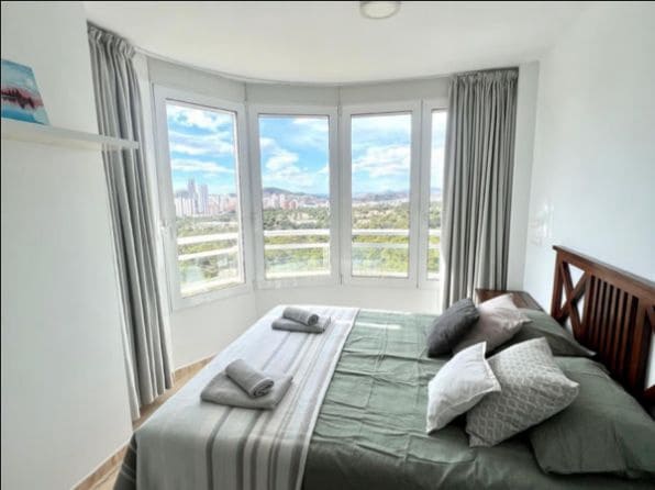 2 soverom Penthouse til salgs i Benidorm med garasje - € 385 000 (Ref: 9453707)