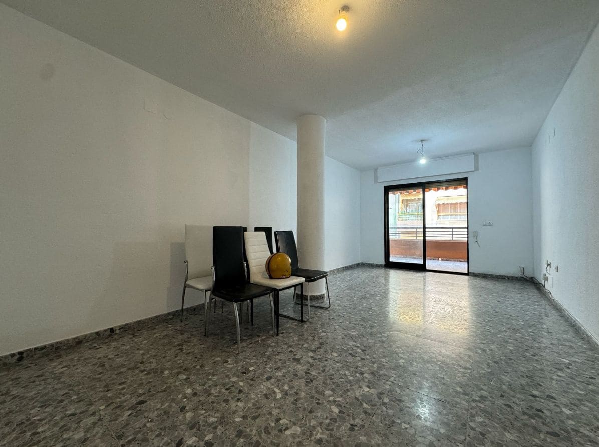 Apartamento de 4 habitaciones en La Villajoyosa / Vila Joiosa en venta - 395.000 € (Ref: 9453708)