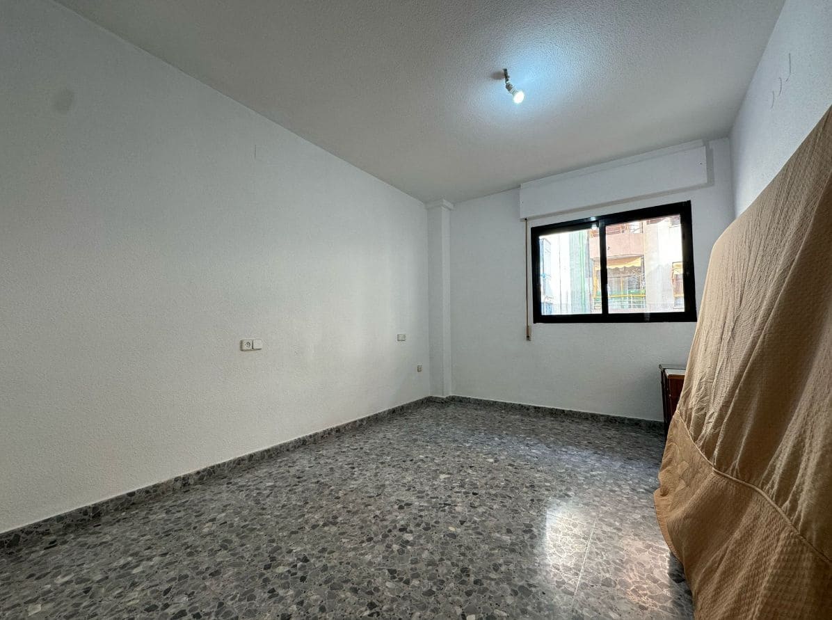 Apartamento de 4 habitaciones en La Villajoyosa / Vila Joiosa en venta - 395.000 € (Ref: 9453708)