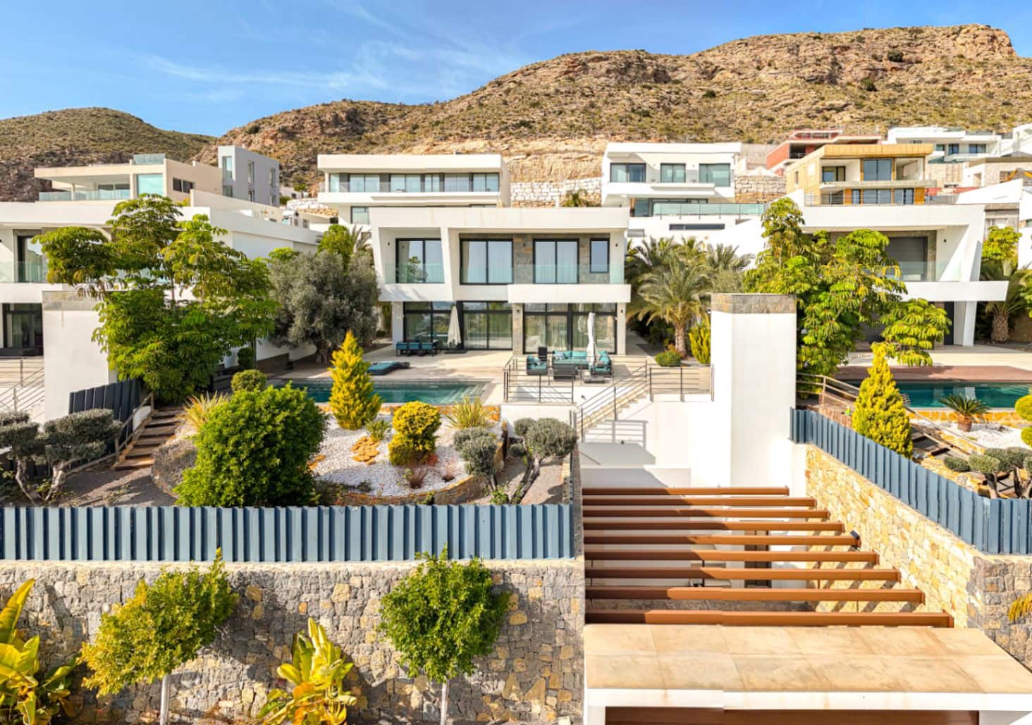 Chalet de 5 habitaciones en Finestrat en venta con piscina garaje - 2.000.000 € (Ref: 9453710)