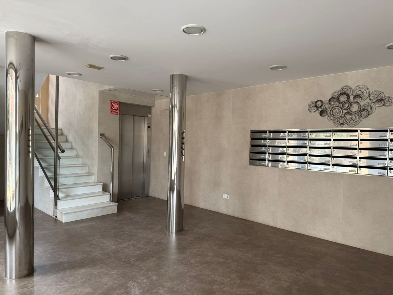 2 soverom Leilighet til salgs i Benidorm med svømmebasseng - € 168 000 (Ref: 9453715)