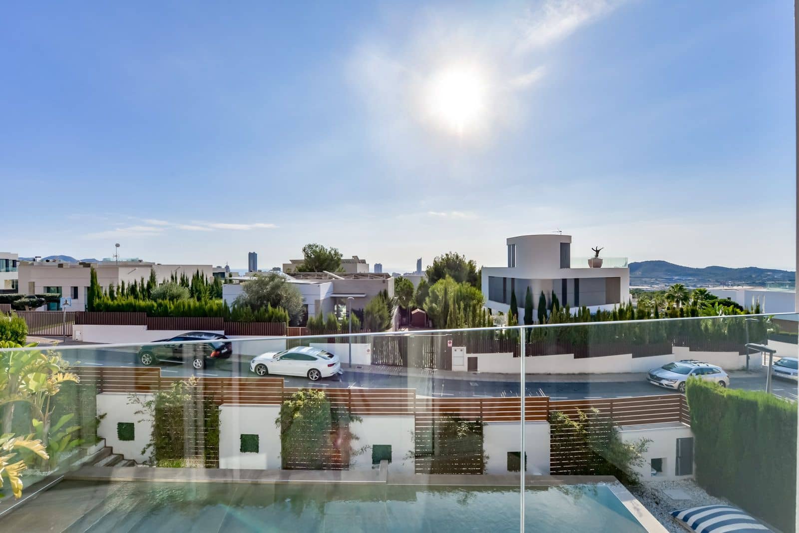 6 quarto Moradia para venda em Finestrat com piscina garagem - 1 495 000 € (Ref: 9453717)