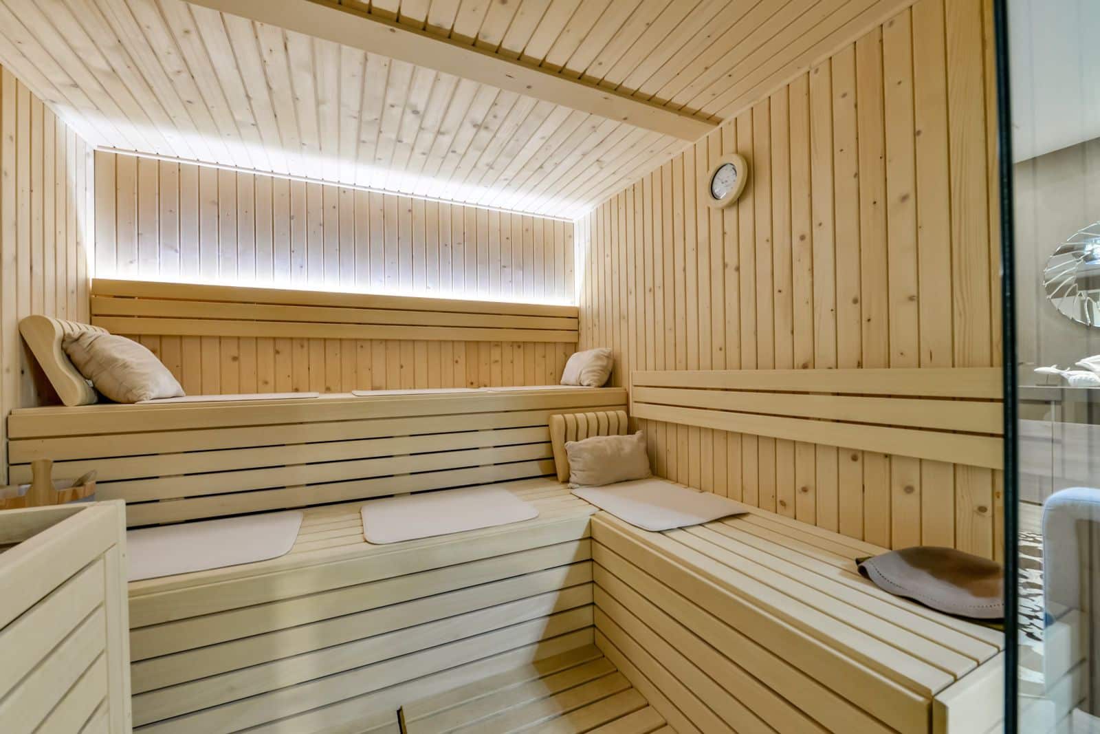 6 quarto Moradia para venda em Finestrat com piscina garagem - 1 495 000 € (Ref: 9453717)