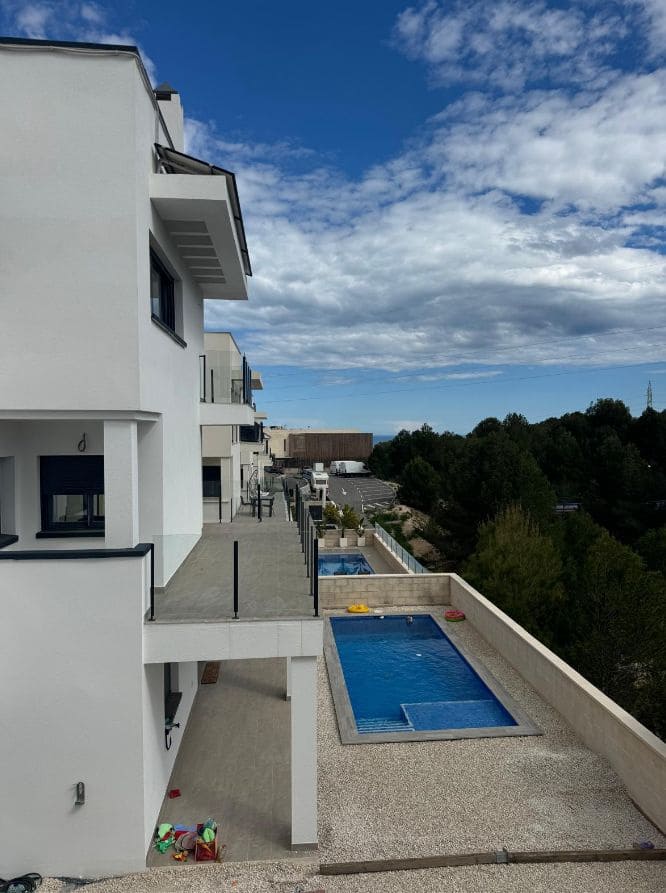 4 bedroom Villa for sale in La Nucia with pool - € 600,000 (Ref: 9453718)