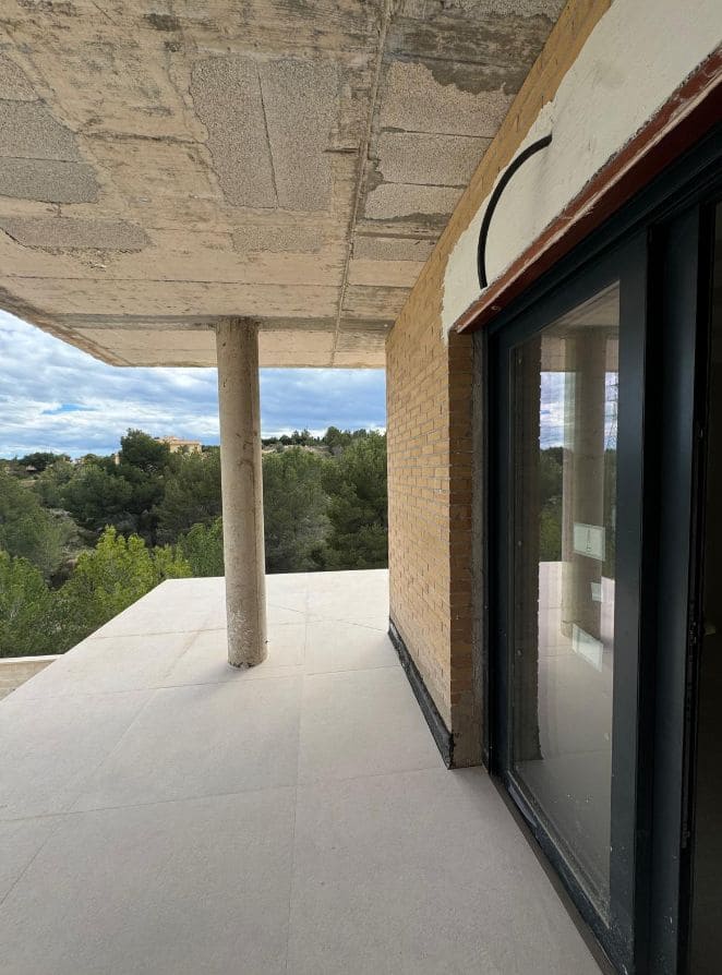 4 bedroom Villa for sale in La Nucia with pool - € 600,000 (Ref: 9453718)