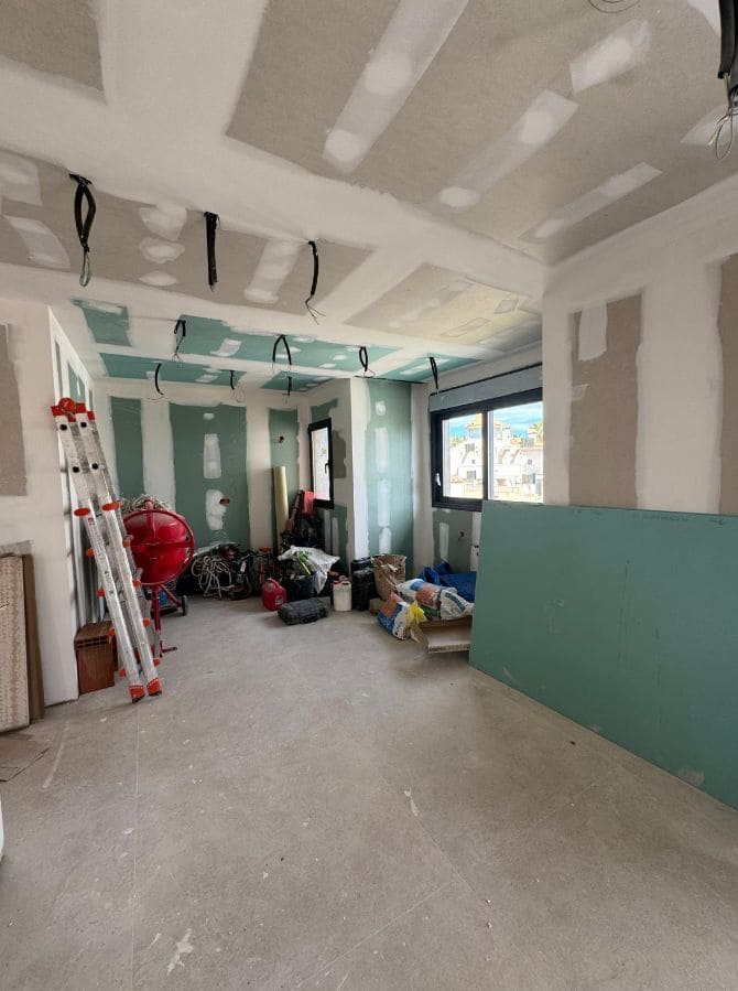 4 bedroom Villa for sale in La Nucia with pool - € 600,000 (Ref: 9453718)