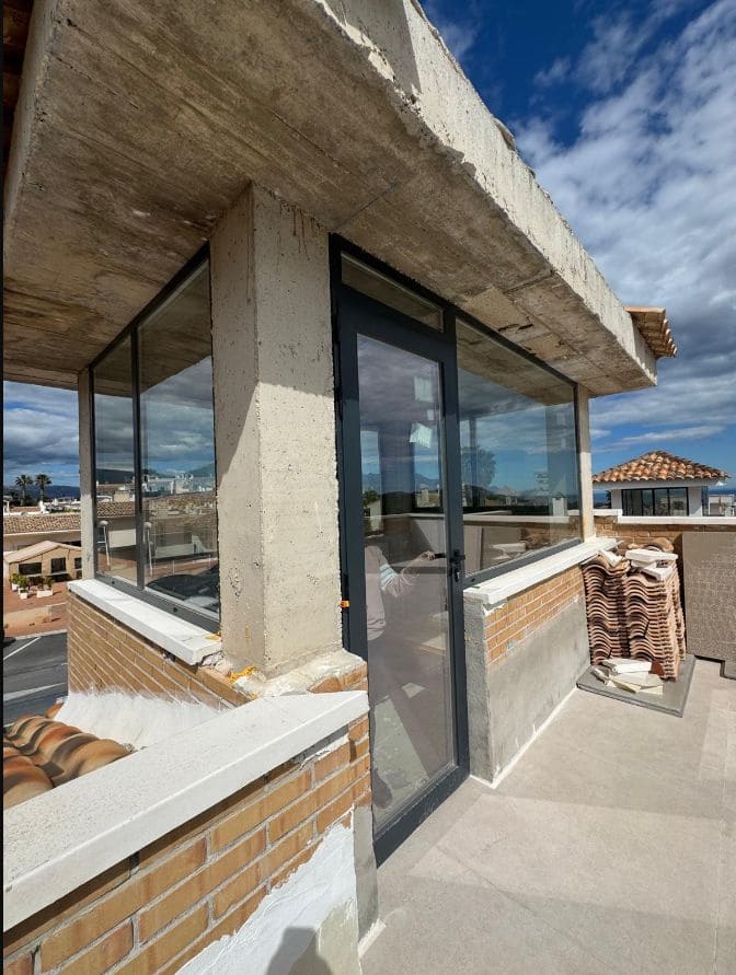 4 bedroom Villa for sale in La Nucia with pool - € 600,000 (Ref: 9453718)