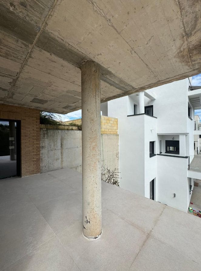 4 bedroom Villa for sale in La Nucia with pool - € 600,000 (Ref: 9453718)