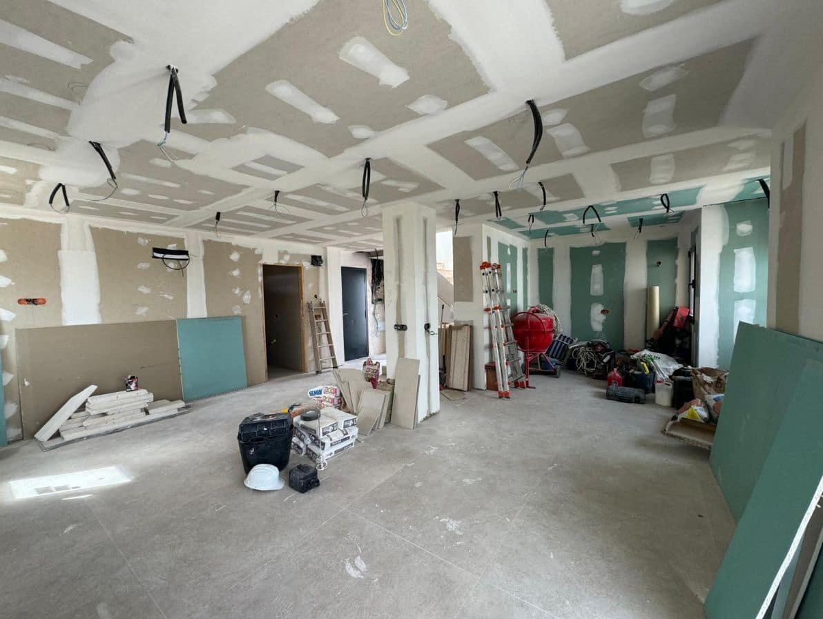 4 bedroom Villa for sale in La Nucia with pool - € 600,000 (Ref: 9453718)