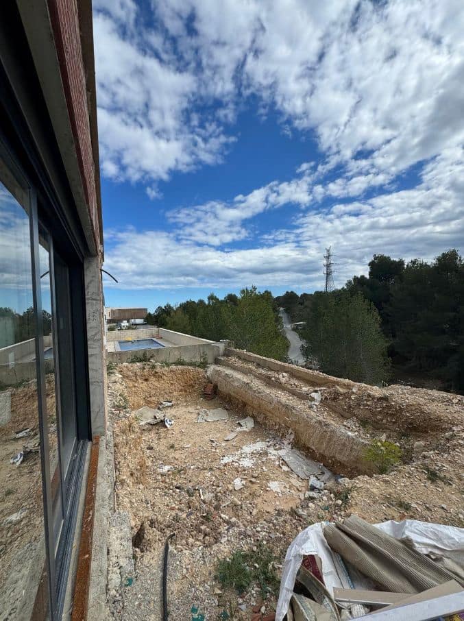 4 bedroom Villa for sale in La Nucia with pool - € 600,000 (Ref: 9453718)