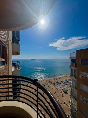 3 bedroom Apartment for sale in Levante, Benidorm with pool garage - € 530,000 (Ref: 9453719)