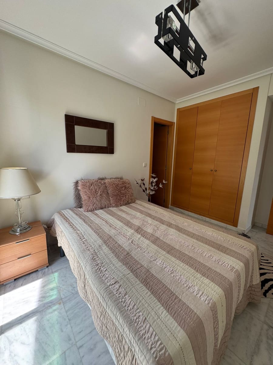 2 makuuhuone Huoneisto myytävänä paikassa La Villajoyosa / Vila Joiosa mukana uima-altaan 
autotalli - 273 000 € (Ref: 9453720)