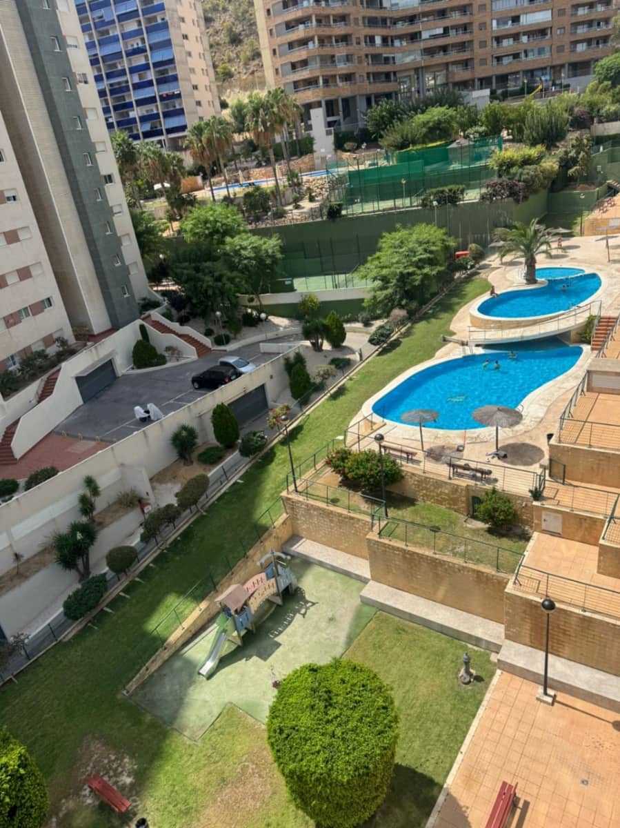 2 makuuhuone Huoneisto myytävänä paikassa La Villajoyosa / Vila Joiosa mukana uima-altaan 
autotalli - 273 000 € (Ref: 9453720)