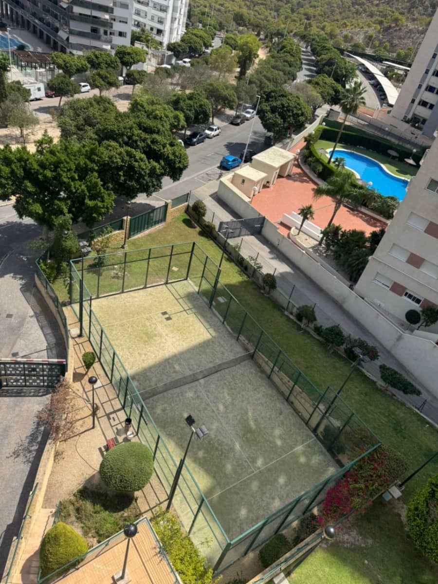 2 makuuhuone Huoneisto myytävänä paikassa La Villajoyosa / Vila Joiosa mukana uima-altaan 
autotalli - 273 000 € (Ref: 9453720)