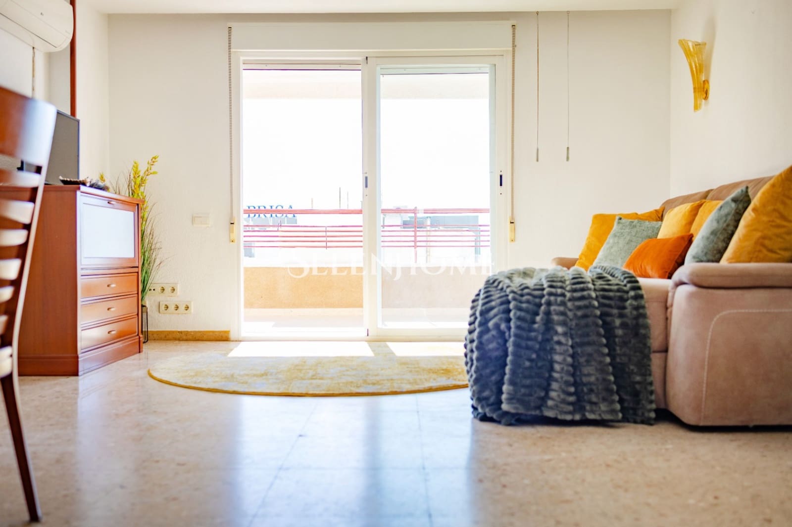 2 soverom Leilighet til salgs i Benidorm med svømmebasseng garasje - € 493 000 (Ref: 9453723)