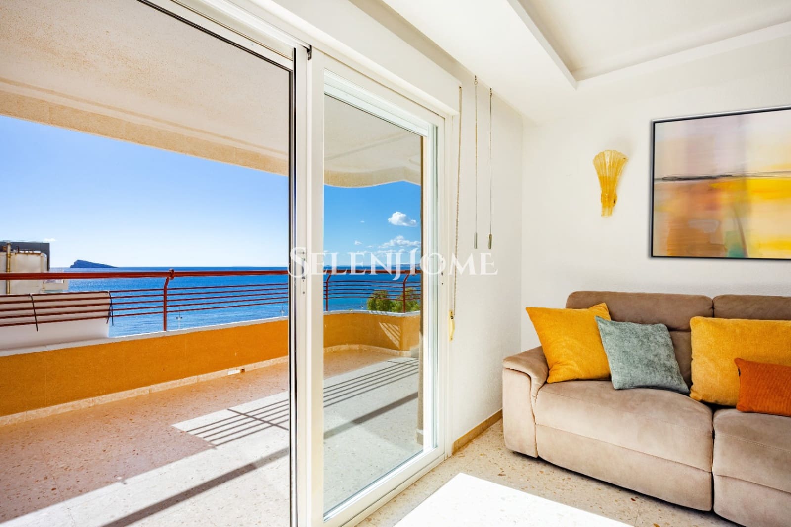 2 soverom Leilighet til salgs i Benidorm med svømmebasseng garasje - € 493 000 (Ref: 9453723)