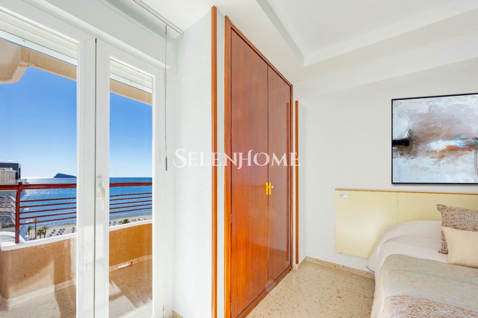 2 soverom Leilighet til salgs i Benidorm med svømmebasseng garasje - € 493 000 (Ref: 9453723)