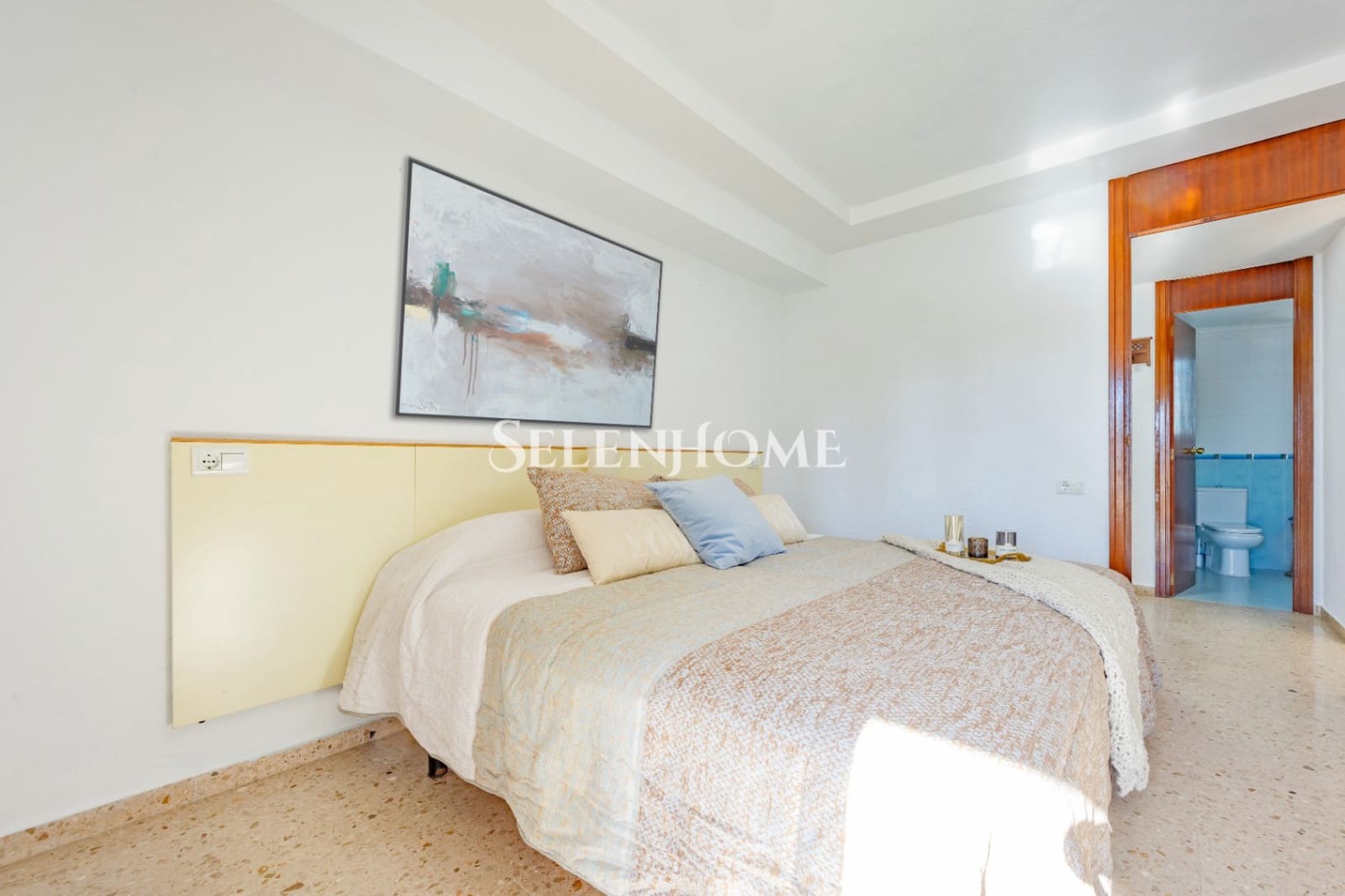 2 soverom Leilighet til salgs i Benidorm med svømmebasseng garasje - € 493 000 (Ref: 9453723)