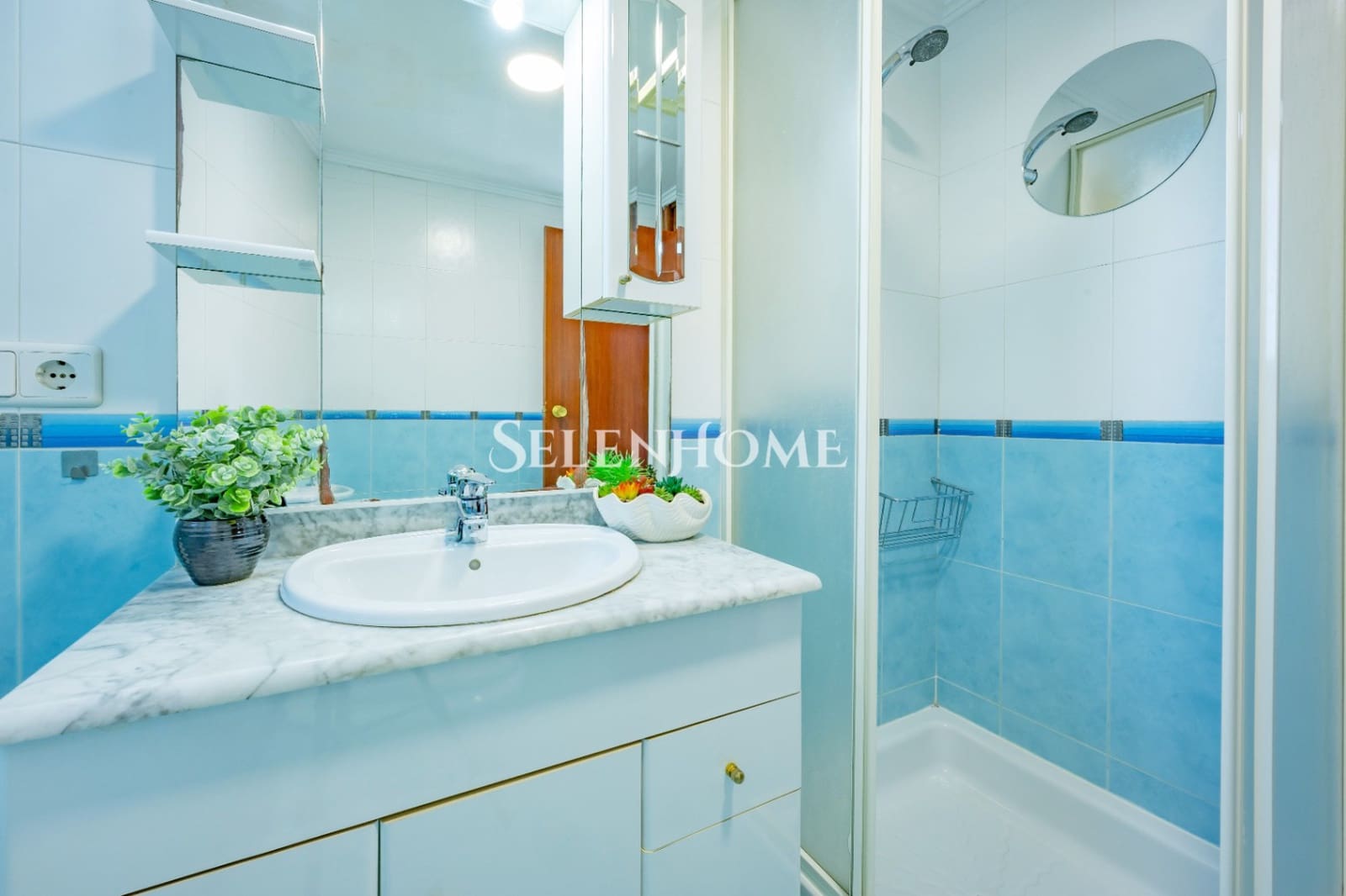 2 soverom Leilighet til salgs i Benidorm med svømmebasseng garasje - € 493 000 (Ref: 9453723)