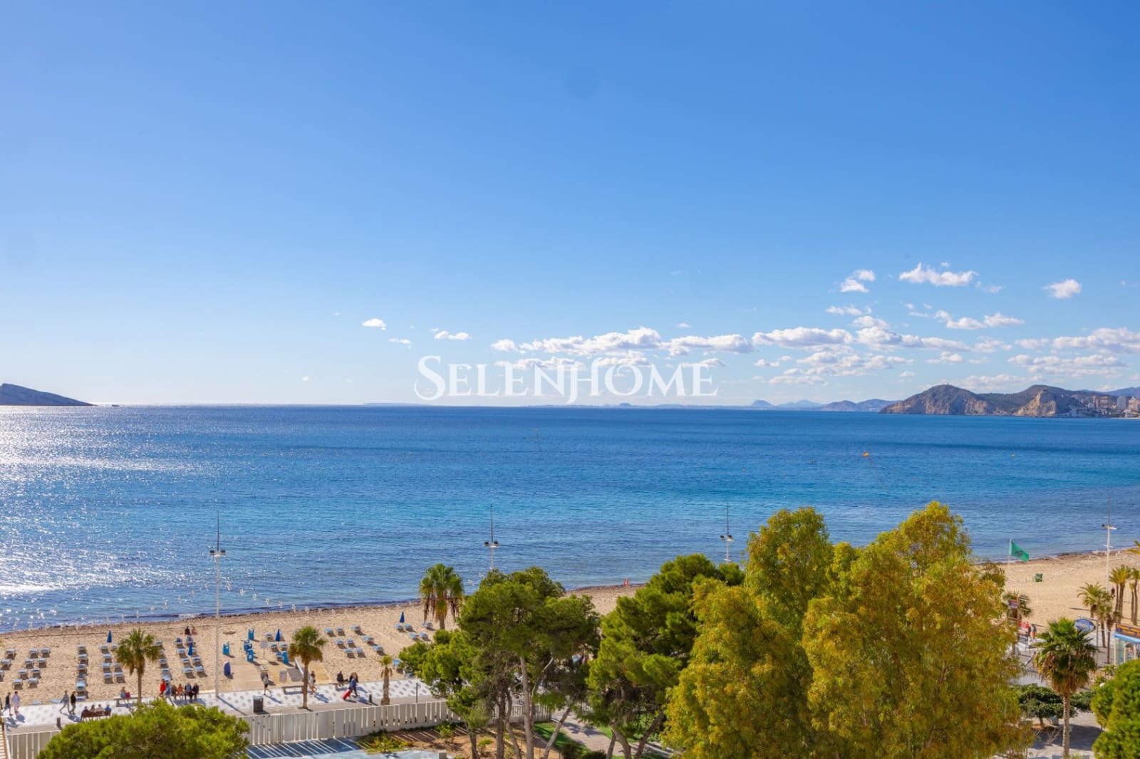 2 soverom Leilighet til salgs i Benidorm med svømmebasseng garasje - € 493 000 (Ref: 9453723)