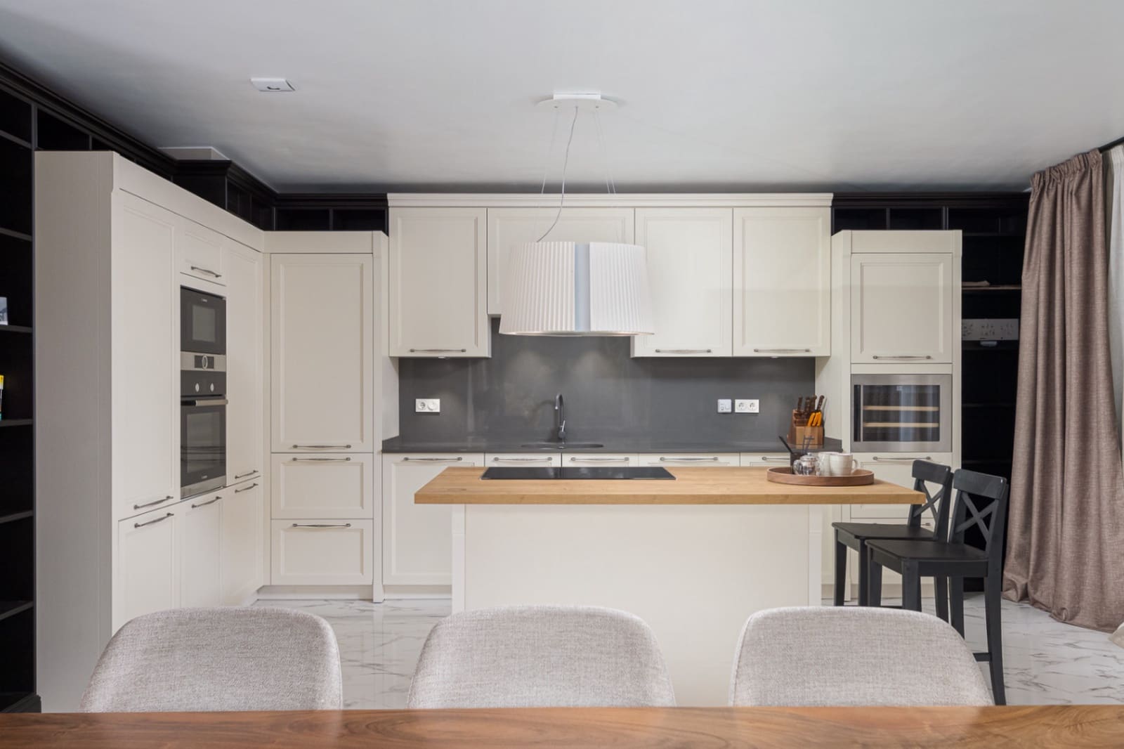 4 bedroom Villa for sale in Donostia-San Sebastian with garage - € 1,590,000 (Ref: 9453724)