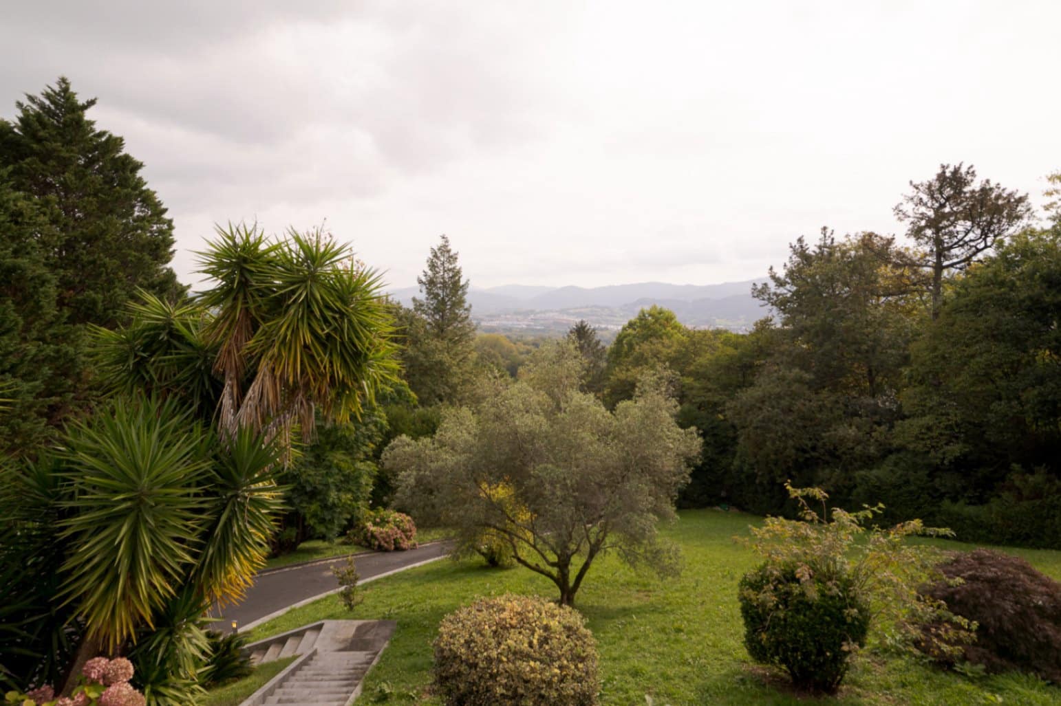 4 bedroom Villa for sale in Donostia-San Sebastian with garage - € 1,590,000 (Ref: 9453724)