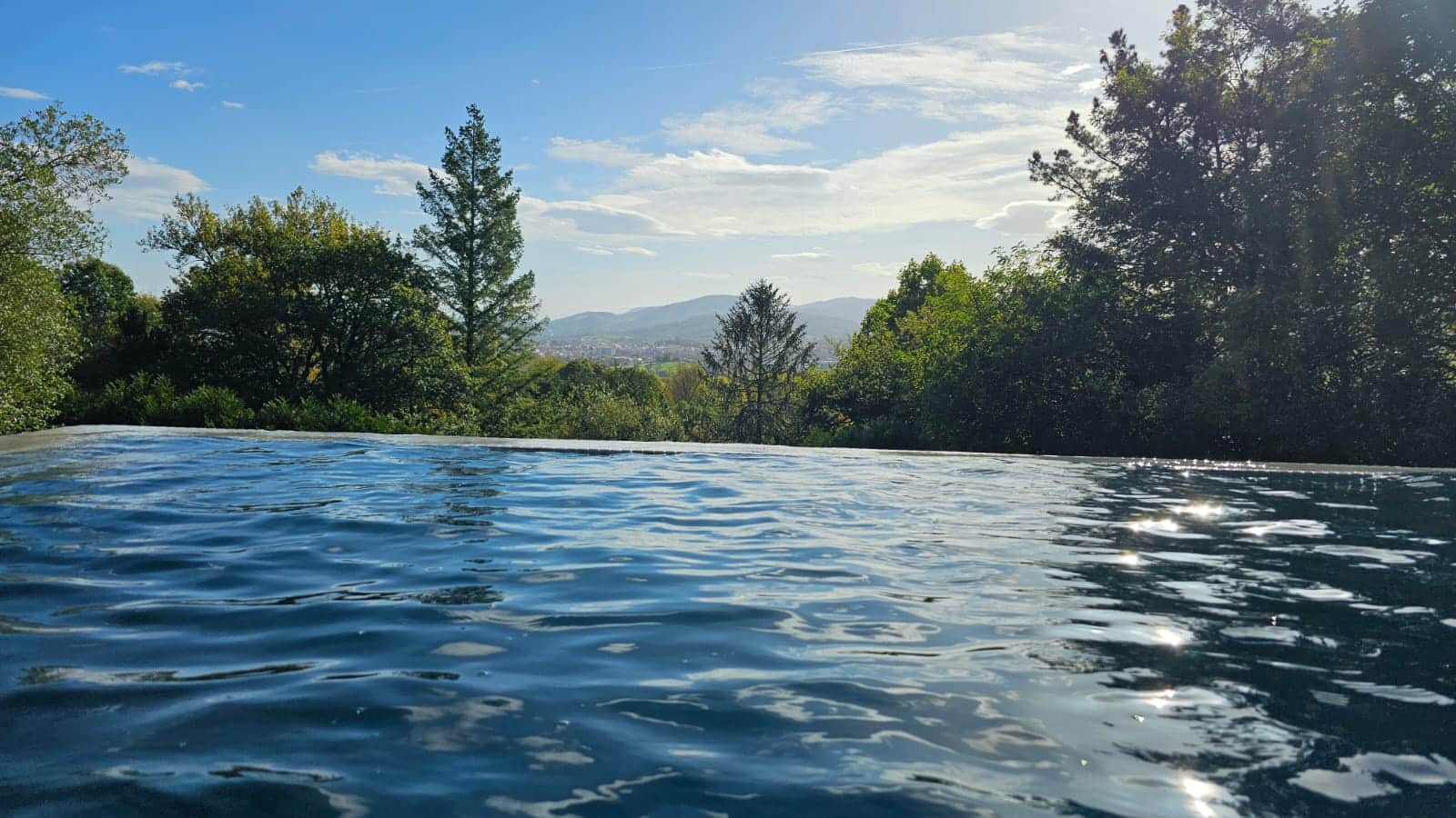 4 bedroom Villa for sale in Donostia-San Sebastian with garage - € 1,590,000 (Ref: 9453724)