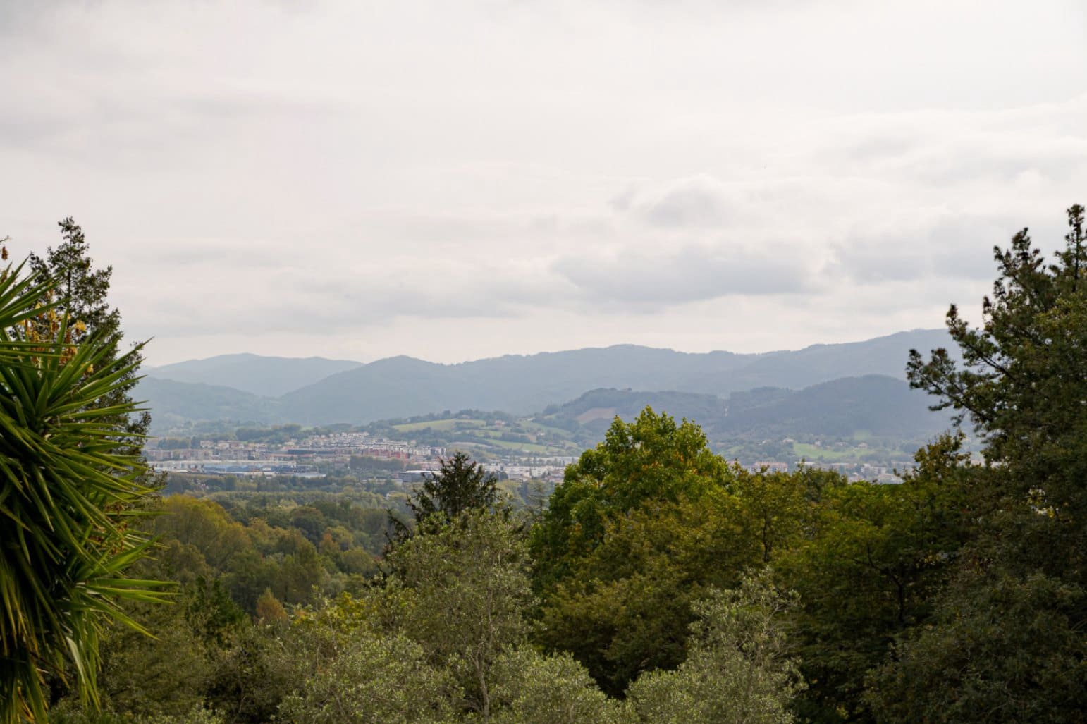 4 bedroom Villa for sale in Donostia-San Sebastian with garage - € 1,590,000 (Ref: 9453724)