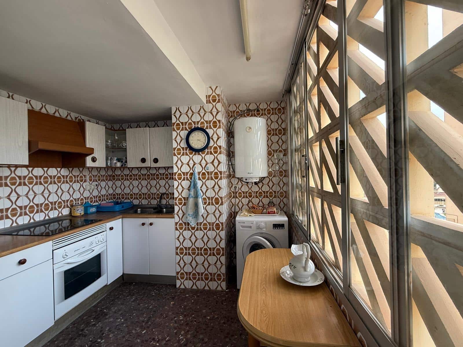 3 bedroom Apartment for sale in Benidorm with pool garage - € 630,000 (Ref: 9453727)