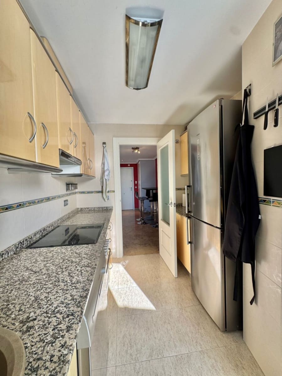 3 bedroom Apartment for sale in Benidorm with pool garage - € 325,000 (Ref: 9453728)