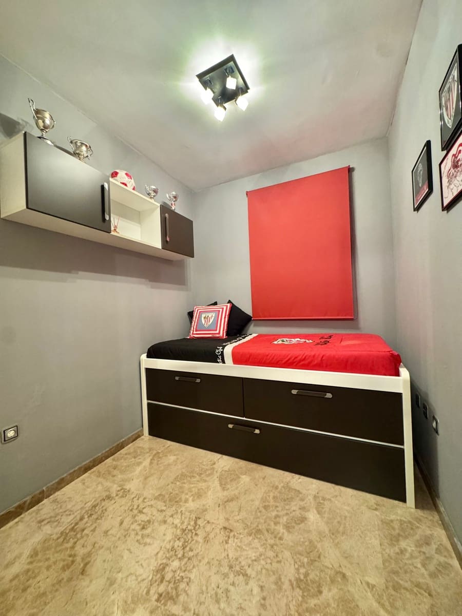 3 bedroom Apartment for sale in Benidorm with pool garage - € 325,000 (Ref: 9453728)