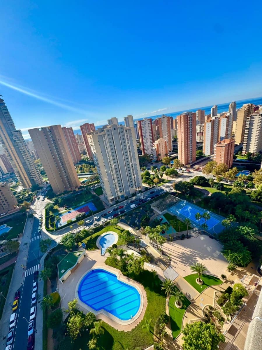 3 bedroom Apartment for sale in Benidorm with pool garage - € 325,000 (Ref: 9453728)